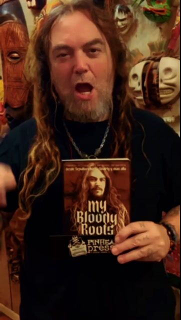 Video de LIBRO MAX CAVALERA "MY BLOODY ROOTS" (Edicion Oficial en Español)