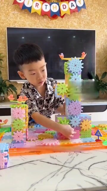 Video de JUEGO DE CONSTRUCCION CON ENGRANAJES Y MOTOR + ENVIO GRATIS A SUCURSAL