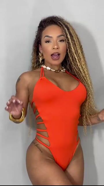Vídeo de Maiô Raphaela Coral