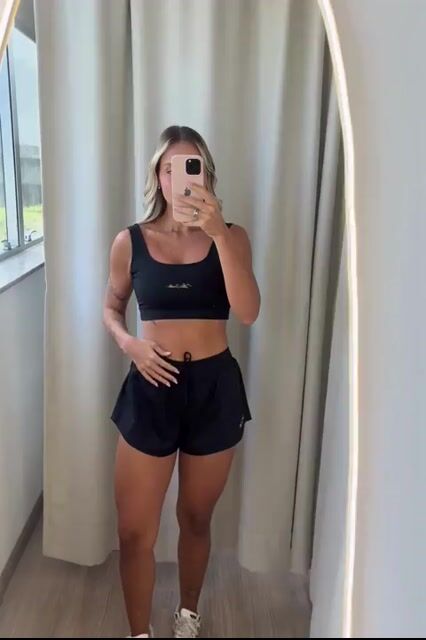 Vídeo de VITORIA CARVALHO MODA FITNESS