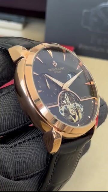 Video de Patek Philippe Tourbillon 42mm - AÇO ROSE/MOSTRADOR PRETO - COURO