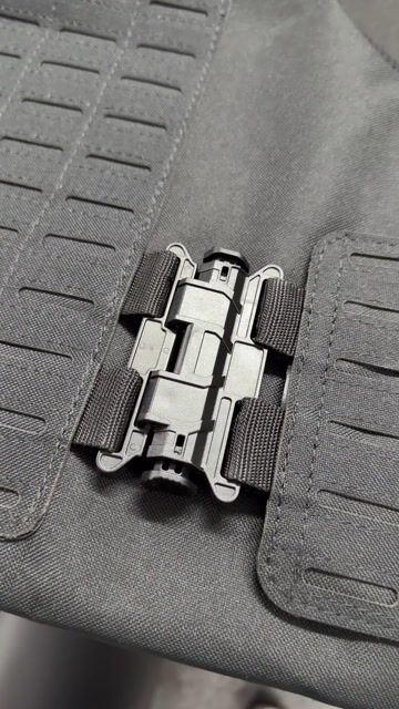 Video de Body Chaleco Antibala Exterior - MOLLE CORTE LASER