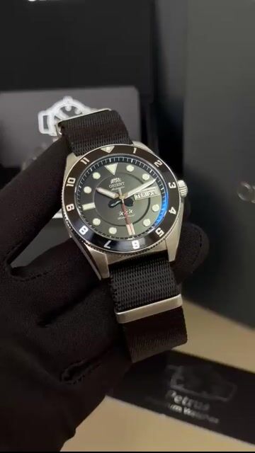 Video de Orient 3 Estrelas Sport Land YN6SN027 39mm - AÇO/MOSTRADOR PRETO - NYLON