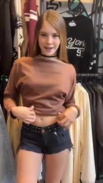 Video de SHORT LOVE STRAS