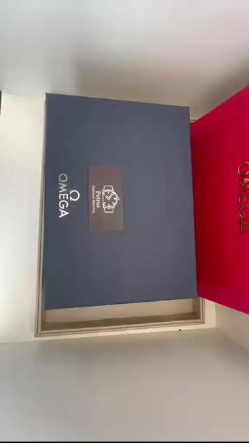 Video de Caixa Omega Speedmaster Snoopy – Edição Especial