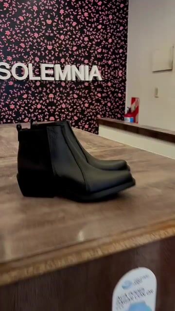 Video de SOLEMNIA SHOES