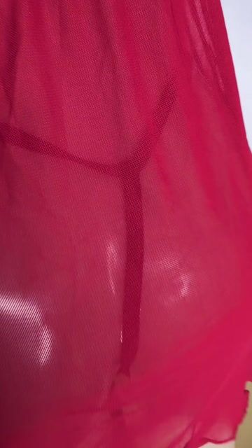 Video de baby doll bordo en tul con less talle M