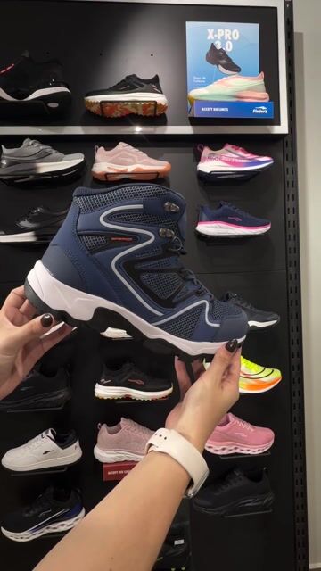 Video de ZAPATILLAS TRAILSIDE HI AZUL