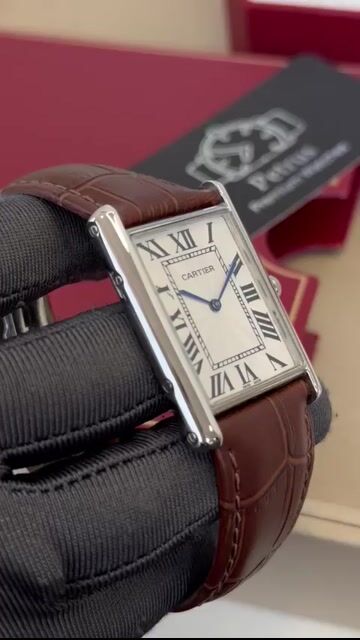 Video de Cartier Tank Américaine 30mm - AÇO/MOSTRADOR BRANCO - COURO