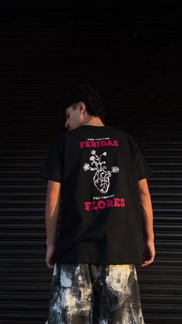 Vídeo de CAMISETA CRISTÃ DAS MINHAS FERIDAS FEZ NASCER FLORES