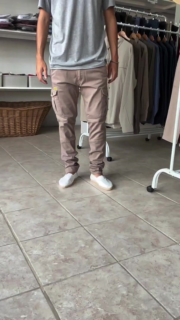 Video de Pantalón Cargo Slim Fit Elastizado Pampero