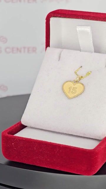 Video de Dije Medalla 15 Años Corazon Oro 18k 9 X 11 Mm Tb - C2380