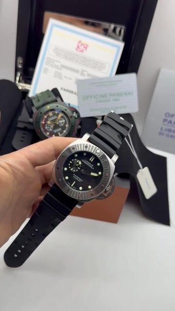 Video de Panerai Submersible 47mm - AÇO PRETO/MOSTRADOR PRETO - SILICONE