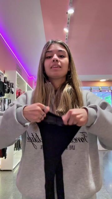 Video de Paula Andrea Lencería
