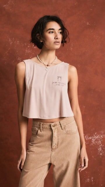 Video de FELICITY URBAN