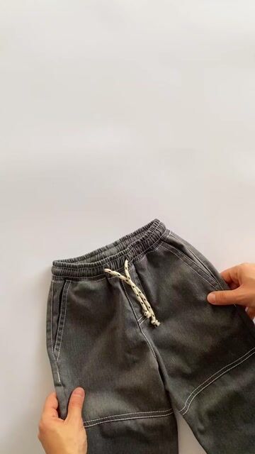 Video de PANTALÓN UTILITY GRIS