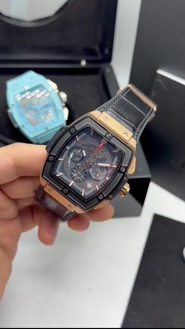 Video de Hublot spirit 42mm - AÇO ROSE/MOSTRADOR SKELETON PRETO - SILICONE E COURO (SENNA)