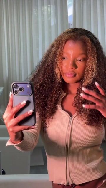 Vídeo de Kiki Beauty Hair