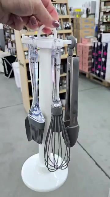 Video de Set Utensilios De Silicona Hudson Base Colgante X5 Piezas Reposteria
