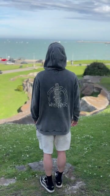 Video de Wayfarer | Ropa de Hombre y Unisex + Accesorios de moda