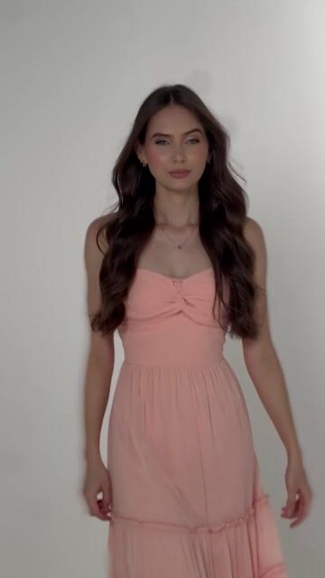 Vídeo de VESTIDO MIDI DAHLIA