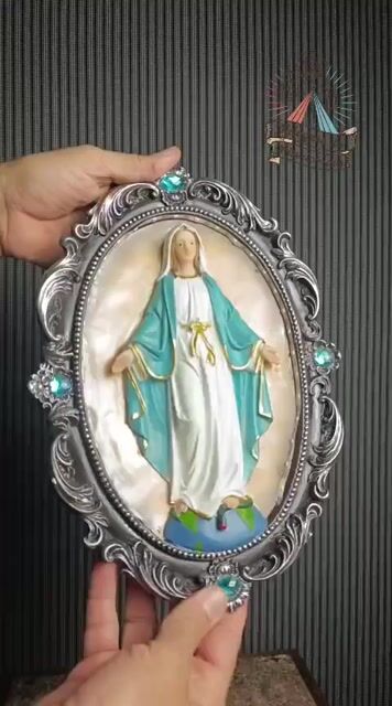 Video de Quadro/ Capela de parede luminosa Nossa Senhora das Graças em resina 30cm