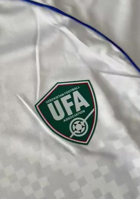 Video de CAMISETA UZBEKISTAN 26/27 BLANCA - TELA JUGADOR