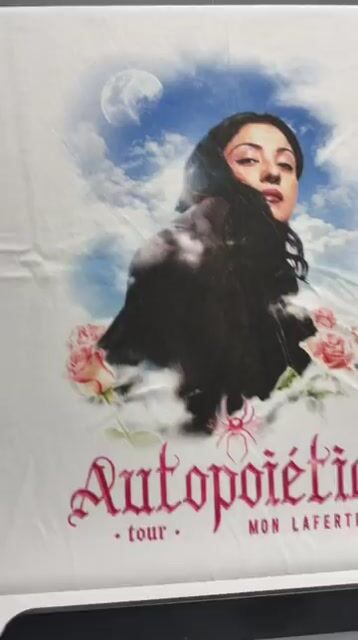 Video de Remera Mon Laferte Autopoiética