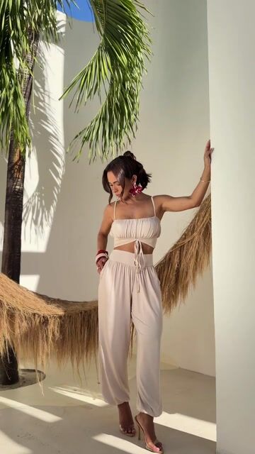Vídeo de CONJUNTO EDITH - CHAMPAGNE