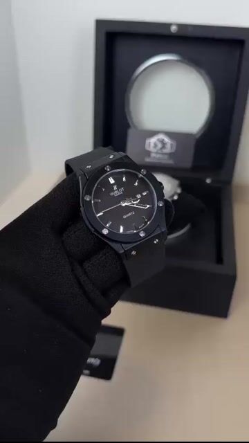 Video de Hublot 42mm - AÇO PRETO/MOSTRADOR PRETO - SILICONE E COURO