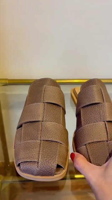 Video de SOLEMNIA SHOES