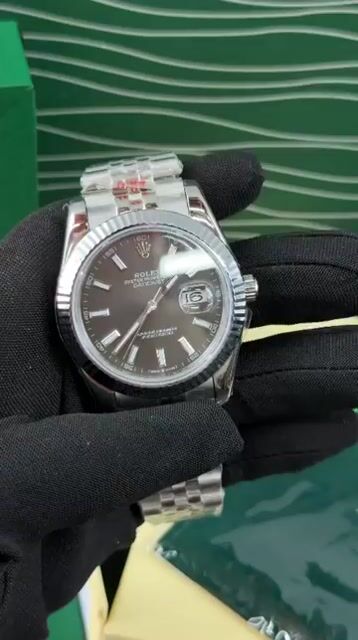 Video de Rolex Datejust - 40mm - Mostrador preto