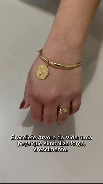 Video de Pulseira Feminina Moeda Antiga Com Pingente Arvore Da Vida