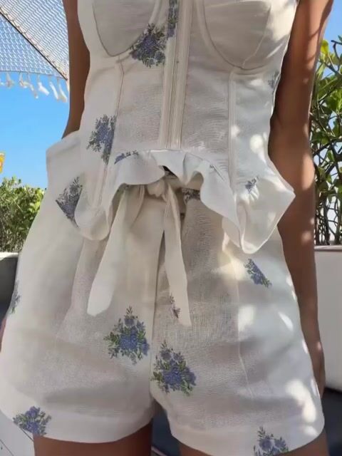 Video de Conjunto Milly Branco e Azul