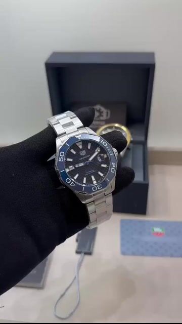 Video de TAG Heuer Aquaracer 44mm - AÇO/MOSTRADOR PRETO
