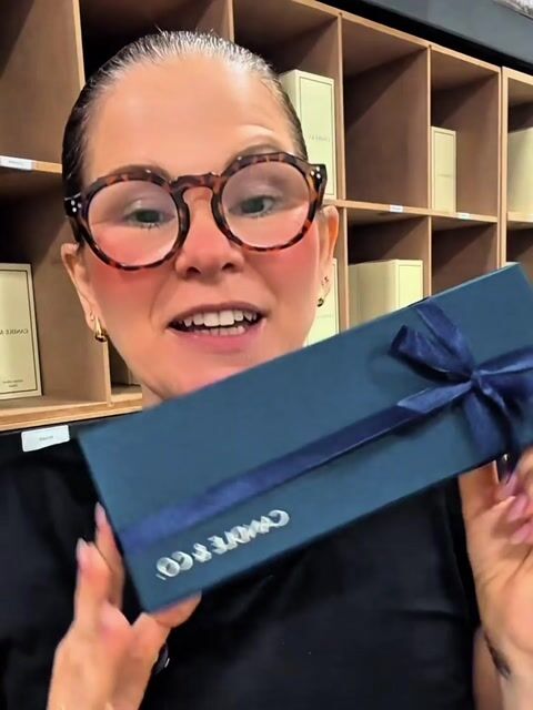 Vídeo de Candle & Co - Velas Aromáticas, Difusores de Ambiente e Home Spray