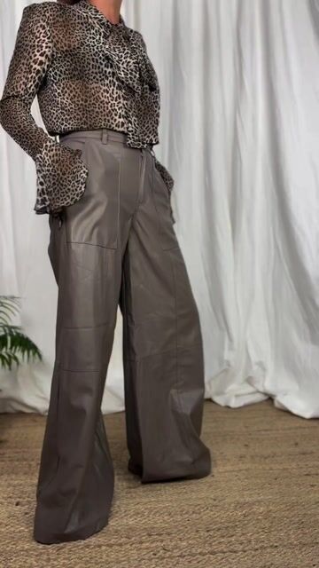 Video de PANTALON LORAINE