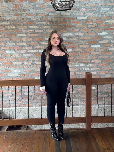 Vídeo de Macacão Longo Julia