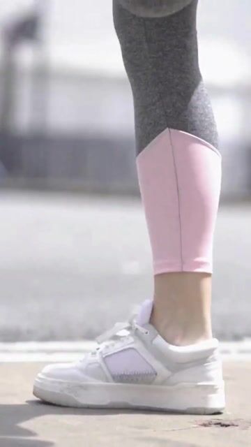 Video de TOP DEPORTIVO COMBINADO C/ALMOHADILLA SMOOTH COMB (20107-076)