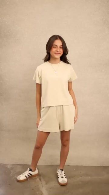 Video de Conjunto em Malha de Viscose Lisa 8959