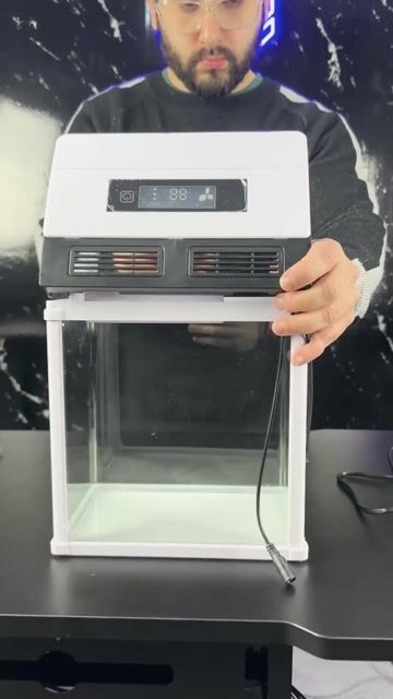 Video de Pecera Acuario 6.7 Litros con Pantalla LED y Sensor de Temperatura