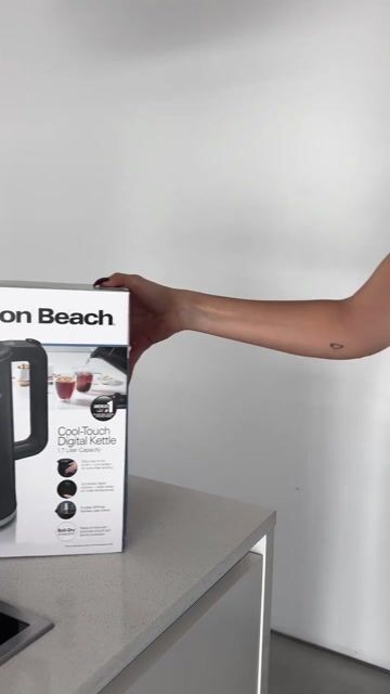 Video de Pava Eléctrica Hamilton Beach® Cool-Touch: Seguridad Total y Precisión Digital.