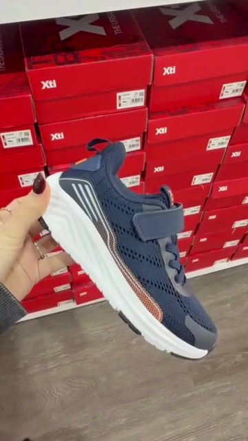 Video de ZAPATILLA SATURNO XTI153038 KIDS