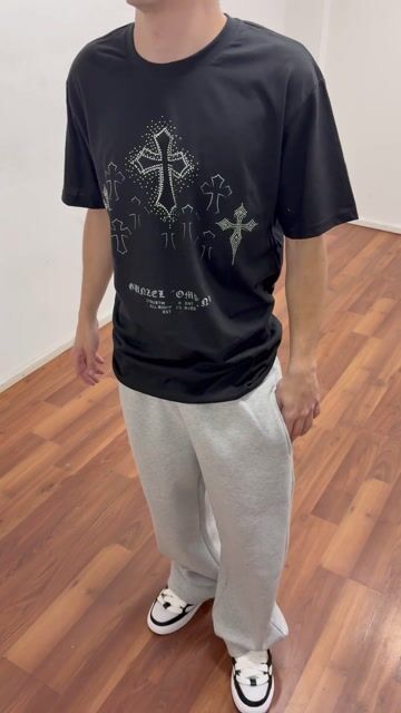 Video de Remera semi over gunz company cruz stras