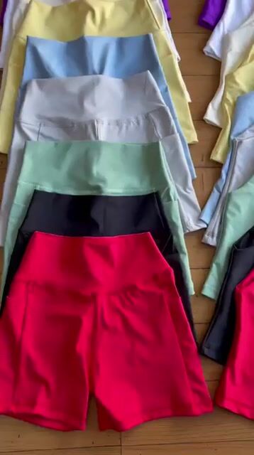 Vídeo de Conjunto Blusa e Short | Poliamida Zero Transparência de Alta Sustentação | M, G