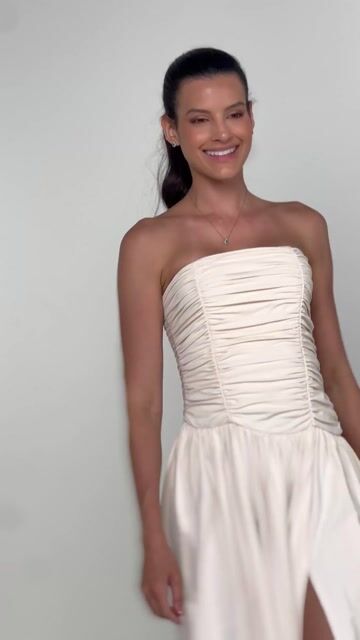 Vídeo de VESTIDO LONGUETE VANESSA