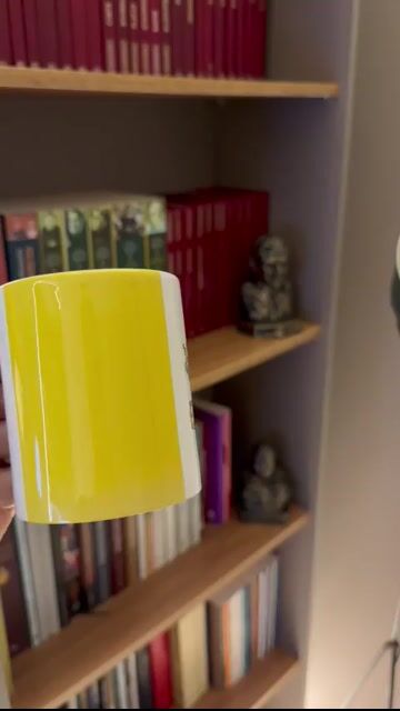 Vídeo de Cavalini Arts - Canecas e Placas Decorativas