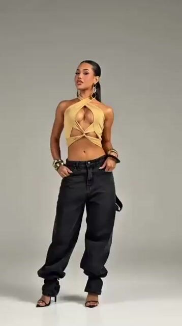 Video de CROPPED AUREA