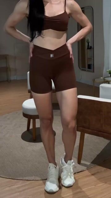 Video de SHORT ORIGEM FLUXO CÓS TRANSPASSADO MARROM