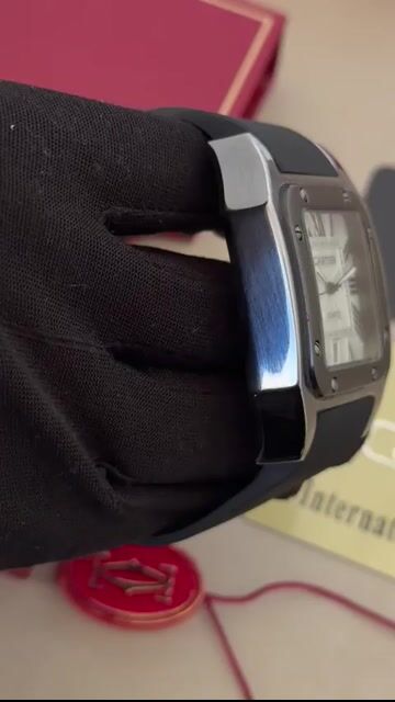 Video de Cartier Panthère 39mm - AÇO COM PRETO/MOSTRADOR BRANCO - SILICONE